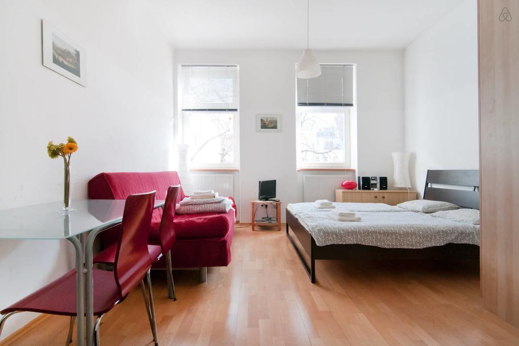 Premium Apartments Klimschgasse Вена Номер фото