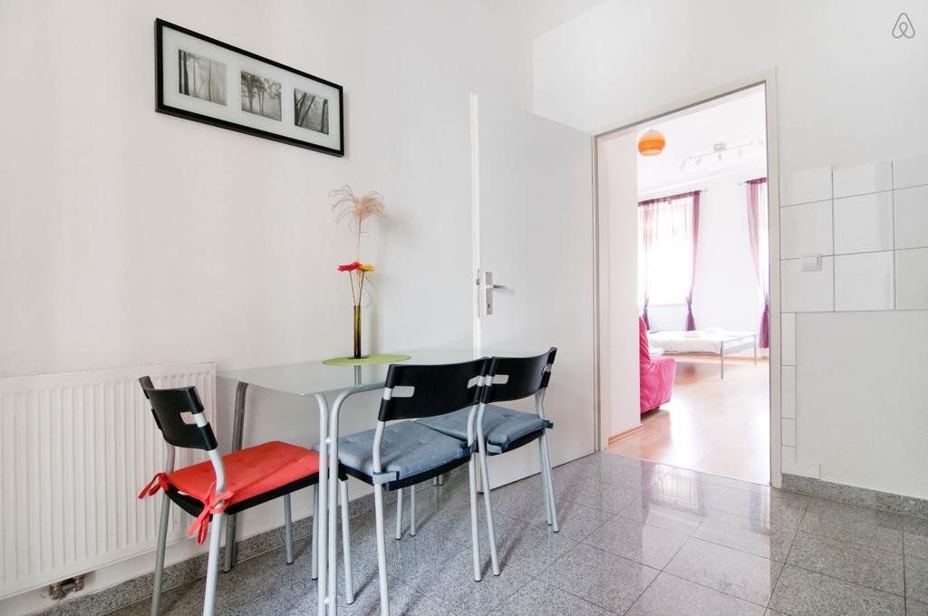 Premium Apartments Klimschgasse Вена Номер фото