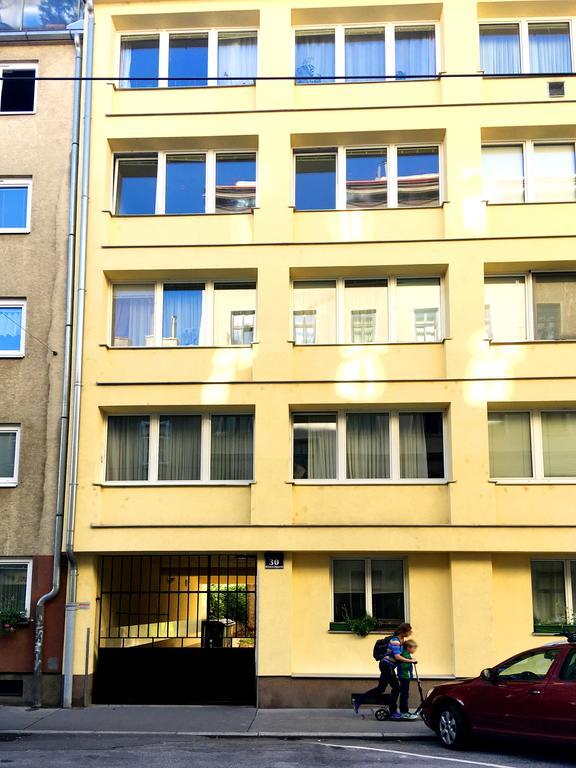 Premium Apartments Klimschgasse Вена Экстерьер фото